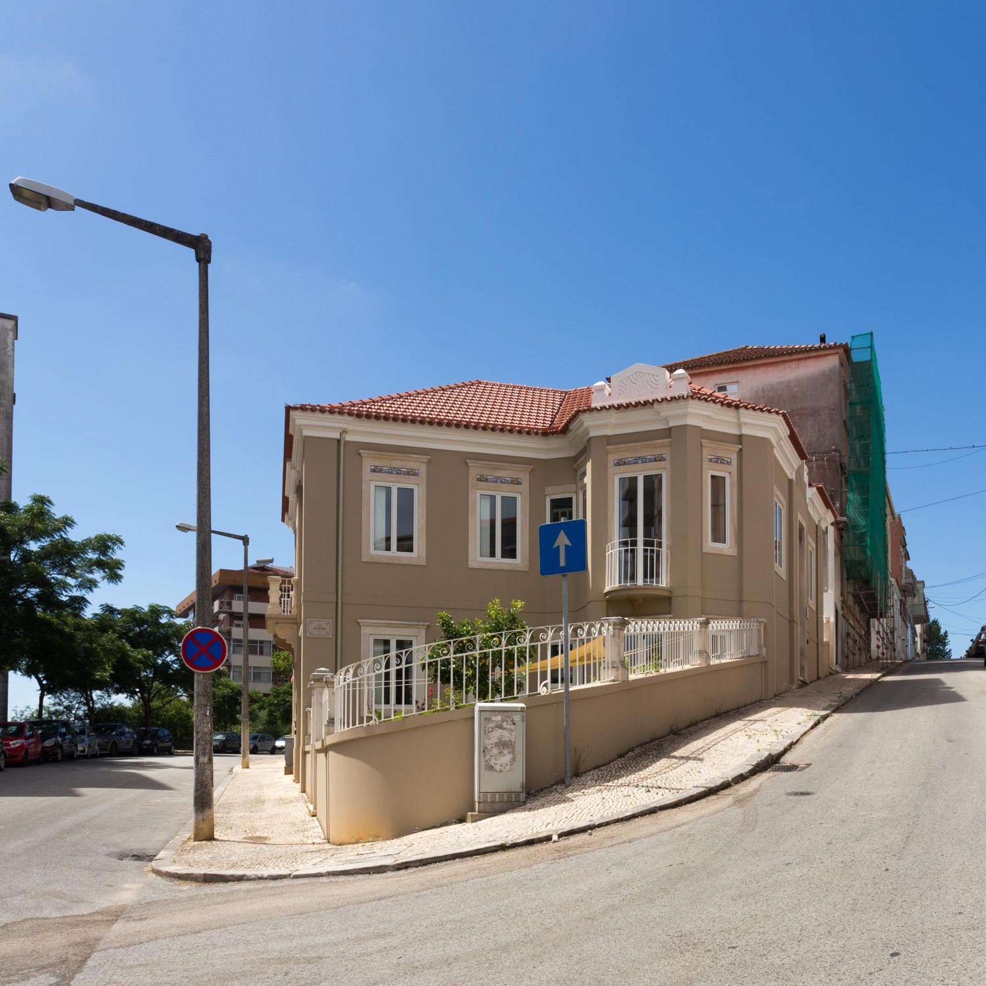 كويمبرا Vila Julieta Guesthouse المظهر الخارجي الصورة